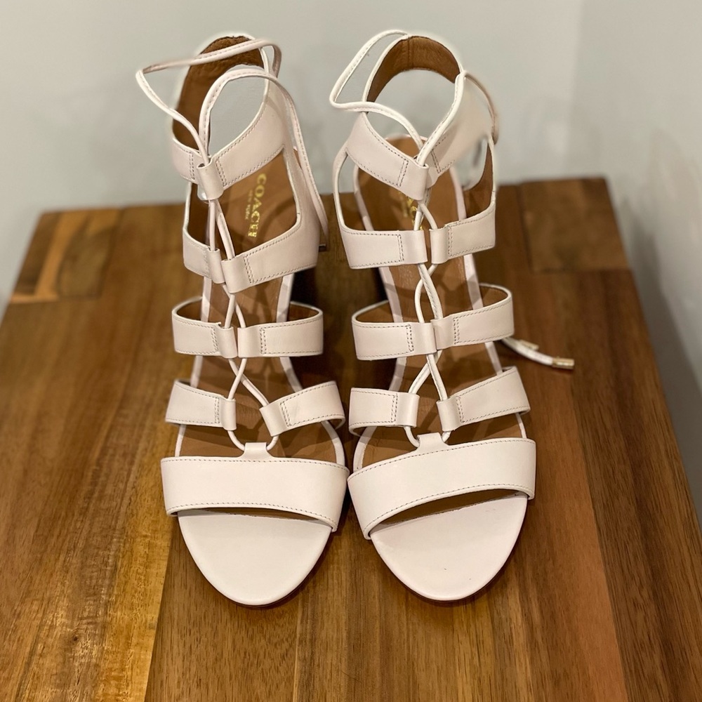 NWT Coach Larissa Heeled Sandals size 9.5 in white/ cream - Picture 3 of 10